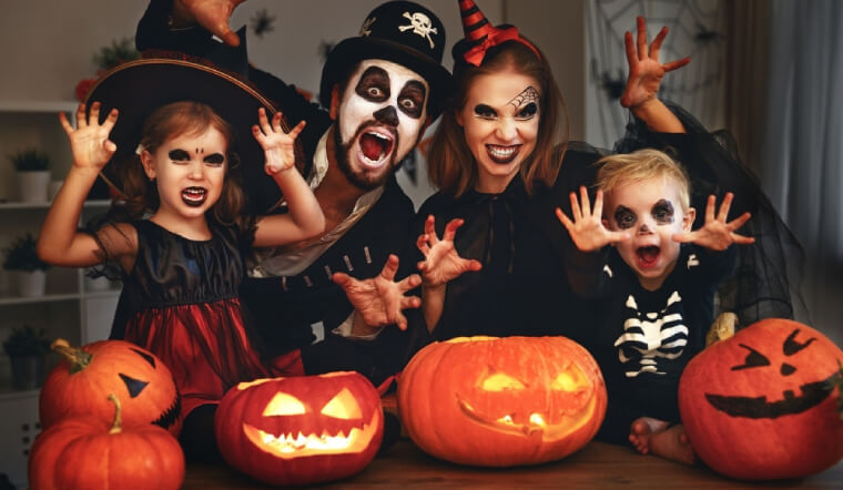 13 cách hóa trang Halloween đơn giản và kinh dị nhất