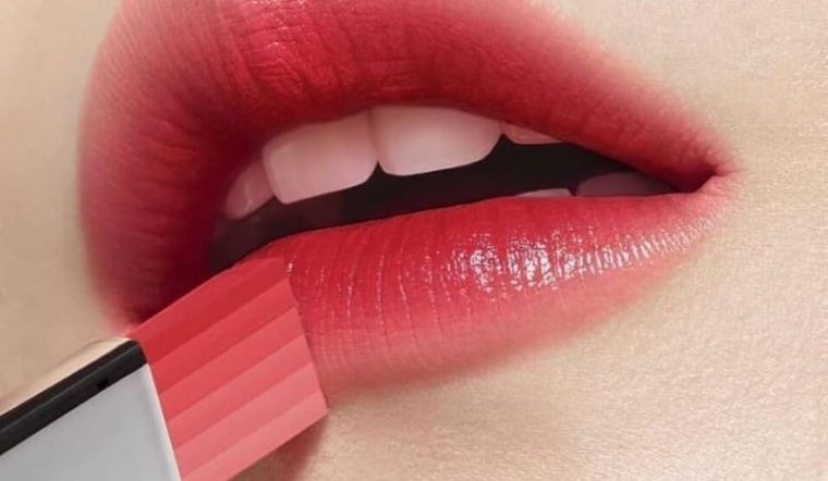 Cấp cứu thỏi son bị khô mịn lại như mới với 3 cách làm sau đây