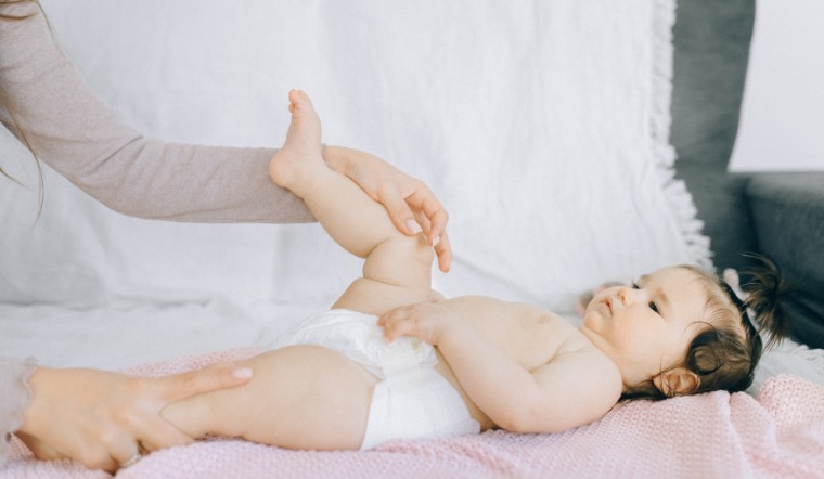 Dấu hiệu dị ứng tã giấy ở trẻ sơ sinh và cách xử lý