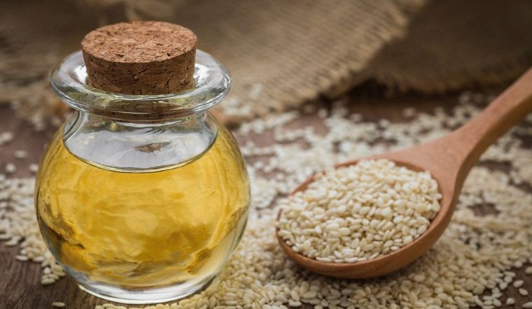Tác dụng của dầu mè với sức khỏe trẻ em và cách sử dụng dầu mè cho bé