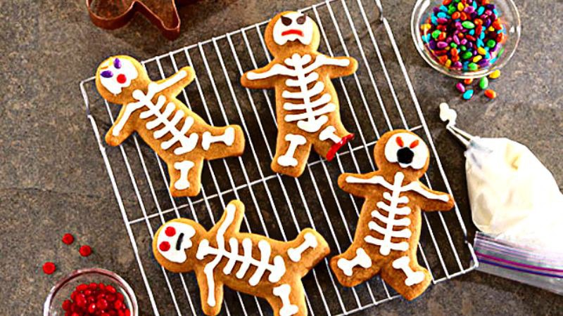12 cách trang trí bánh kẹo Halloween đẹp, độc đáo, ấn tượng | KhaiStore.vn