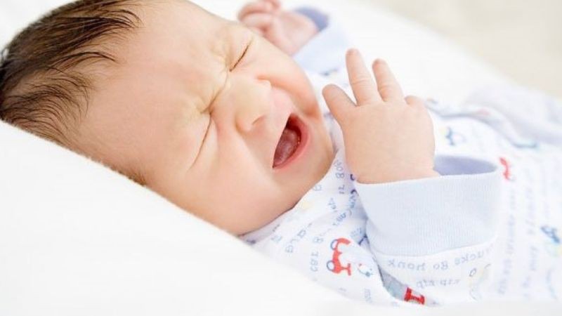 Do bé bị nghẹt mũi