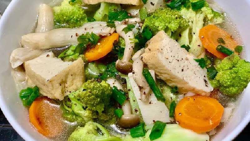 Canh bông cải chay
