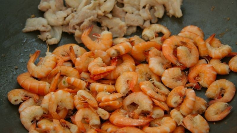 Làm nhân bánh