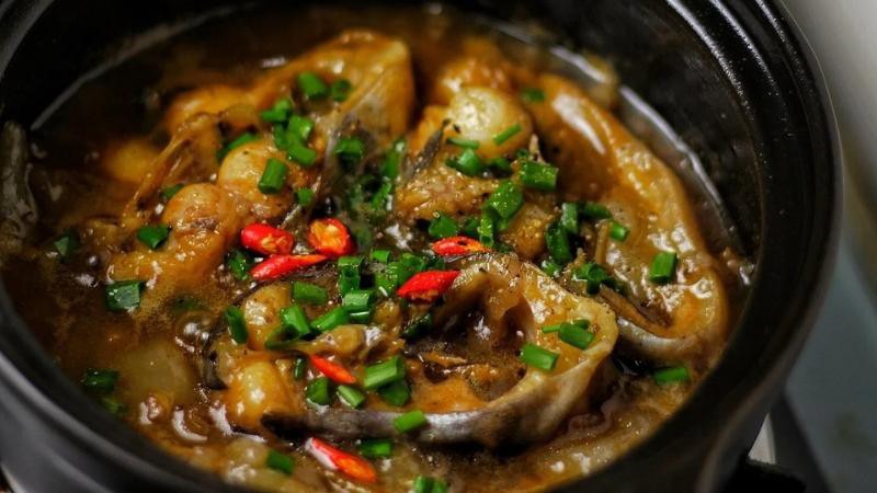 Cá hú kho bần