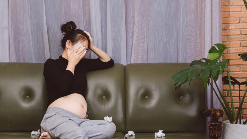 Xem phim giúp mẹ bầu giảm căng thẳng