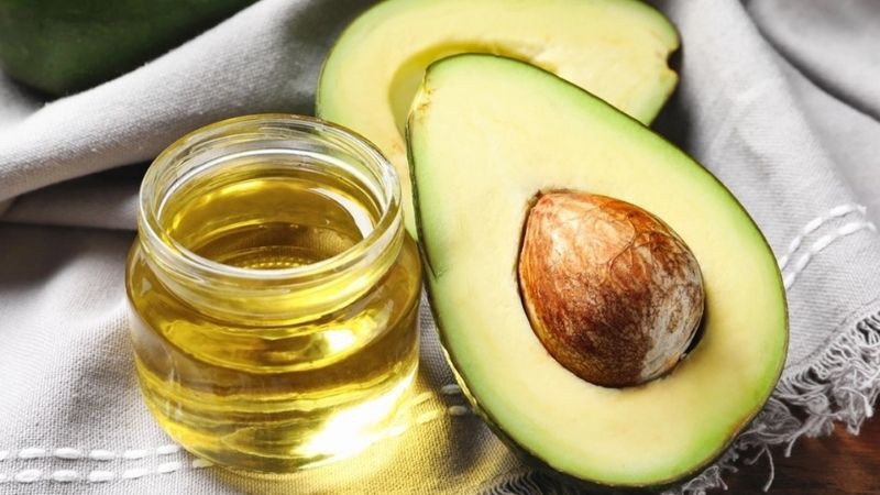 Tinh dầu bơ được sử dụng nhiều trong làm đẹp