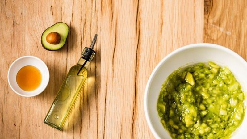 Kết hợp tinh dầu bơ với một số nguyên liệu khác nhằm tăng hiệu quả