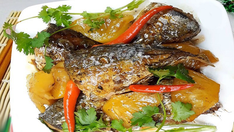 Cá bạc má kho thơm