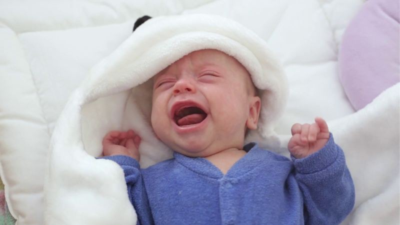 Trẻ cảm thấy khó chịu