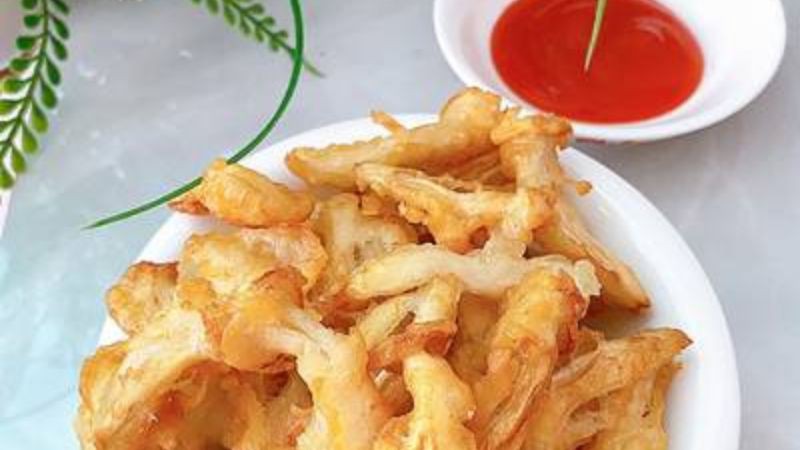 Nấm linh chi chiên giò