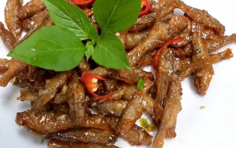 cá phèn chiên giòn