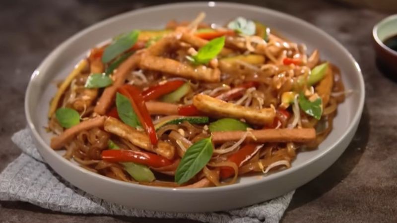 Món pad Thái chay