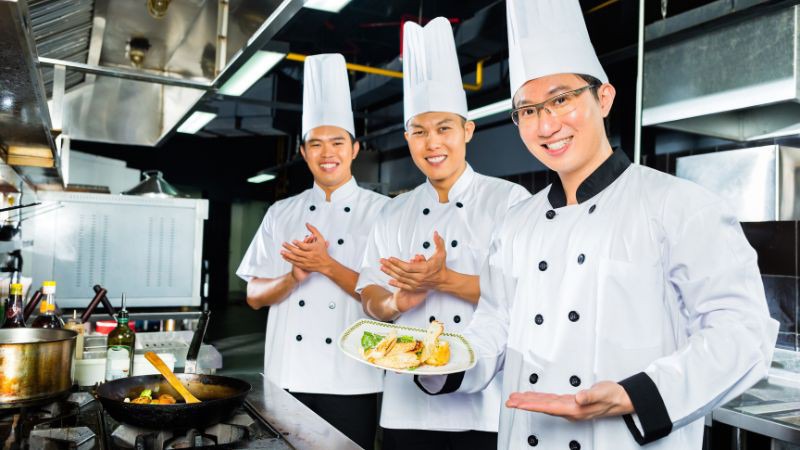 Đầu bếp danh tiếng