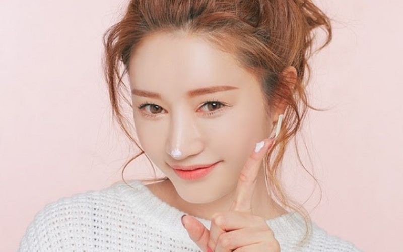 Phong cách trang điểm nhẹ nhàng là gì?