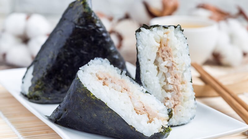 Samgak kimbap