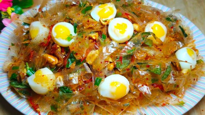 Những lưu ý khi mẹ bỉm sữa muốn ăn bánh tráng trộn