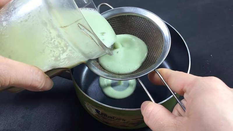Rây bỏ phần bã