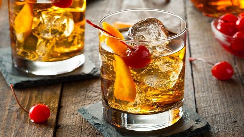 Kết hợp Whisky với đá