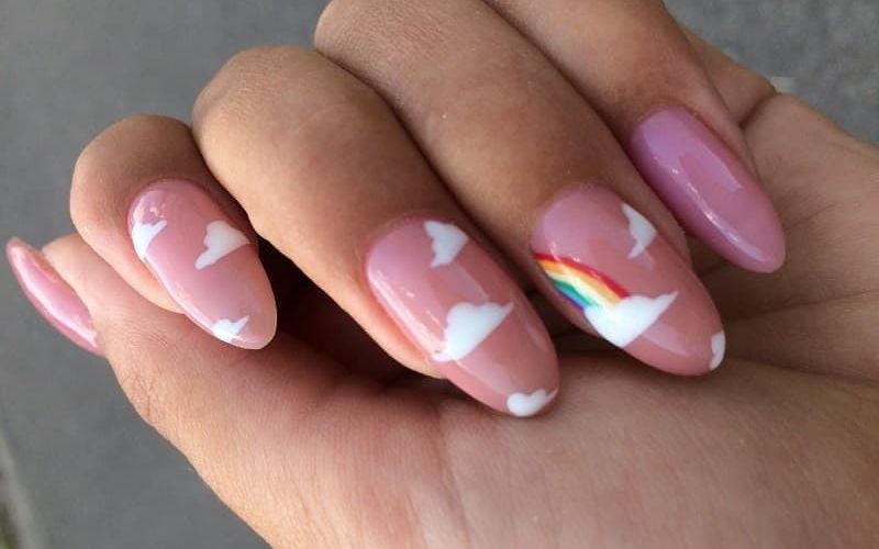 Mẫu nail hồng cầu vồng dễ thương