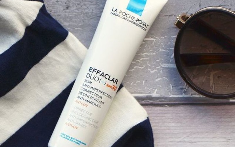 Kem trị mụn chống nắng La Roche Posay EFFACLAR DUO+ SPF30