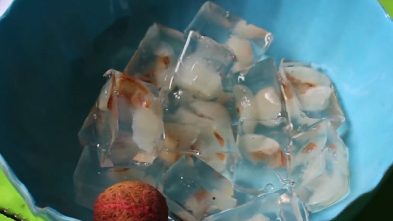 Thạch rau câu vải thiều