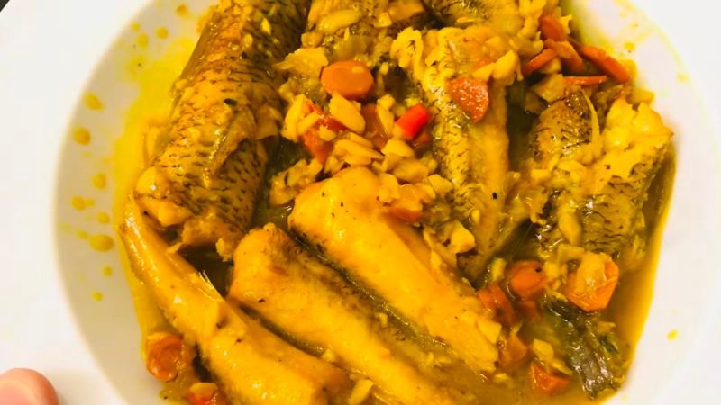Cá mối kho nghệ