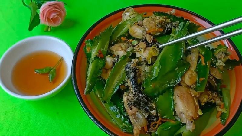 Ếch xào đậu rồng