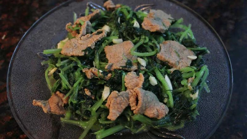 Rau càng cua xào thịt bò