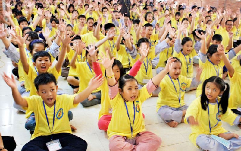 Những điều cần lưu ý khi cho trẻ tham gia khóa tu mùa hè